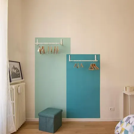 Ampio A Due Passi Dal Centro Storico Отель *