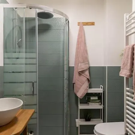 Ampio A Due Passi Dal Centro Storico